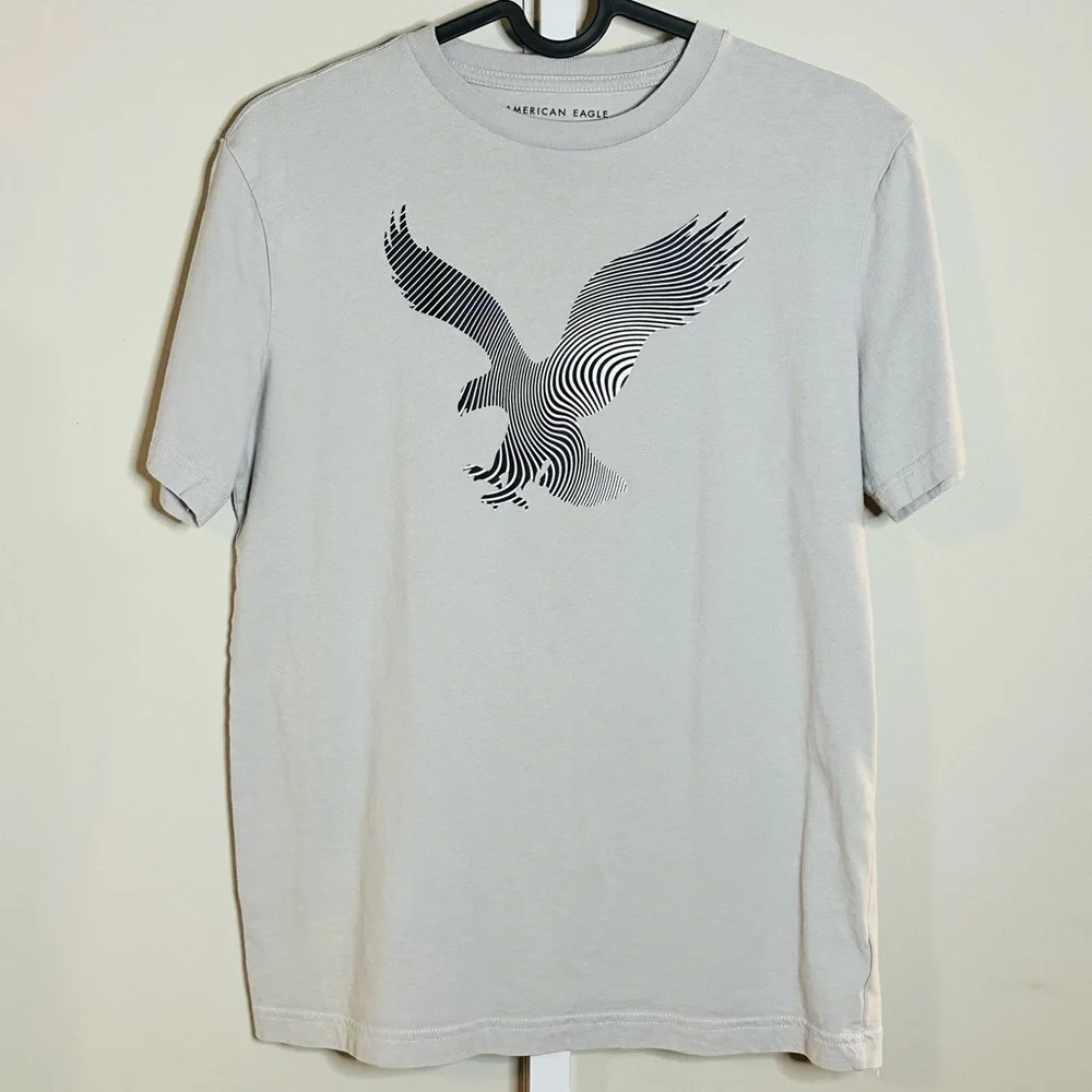 Men’s AE T-Shirt Size XS - Picture 1 of 3